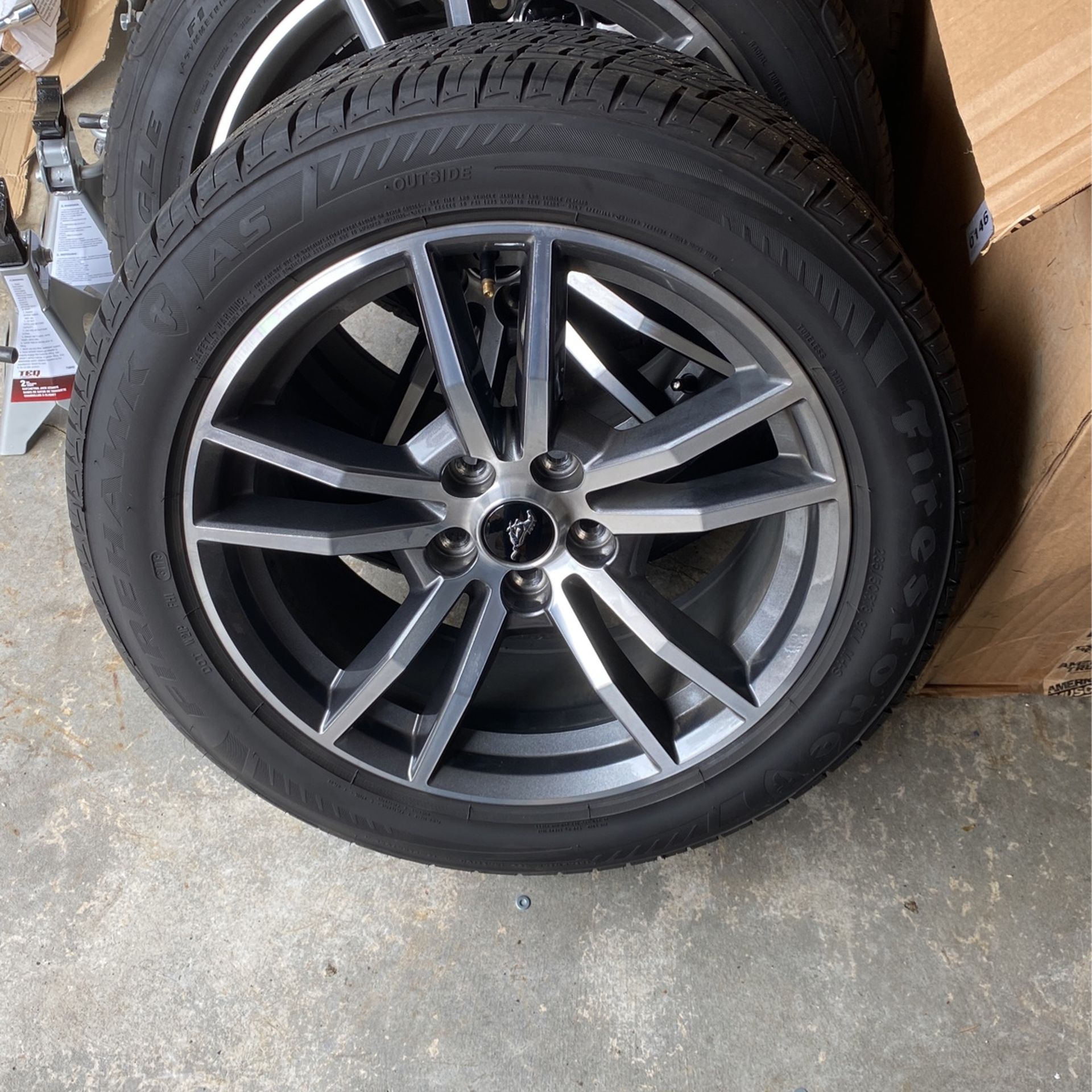 2015-19 Mustang Rims & Tires