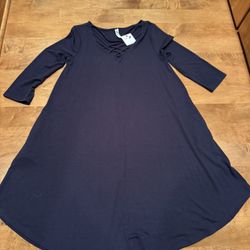 Woman’s Zenana Criss Cross Dress New W Tags Shipping Avaialbe 