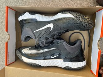 Nike alpha huaraches turfs 9.5
