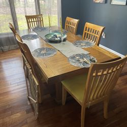 Dining Room Table And 6 Chairs