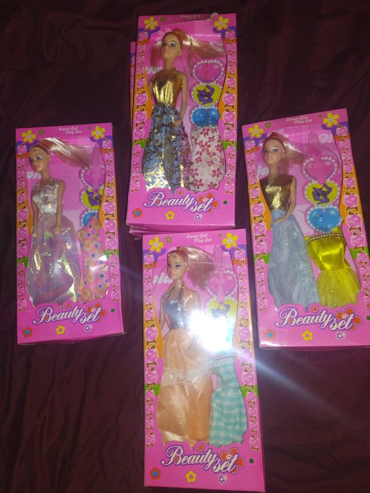 Barbie Dolls Sets Many Available
