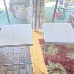 50$ TEMPERED GLASS. NESTING TABLES. MOTHER NO LONGER WANTS.  