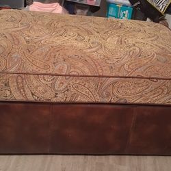 Ashley Bed Ottoman