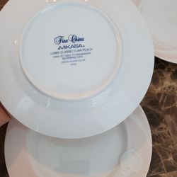 Mikasa Fine China Dining And Serving Sets
