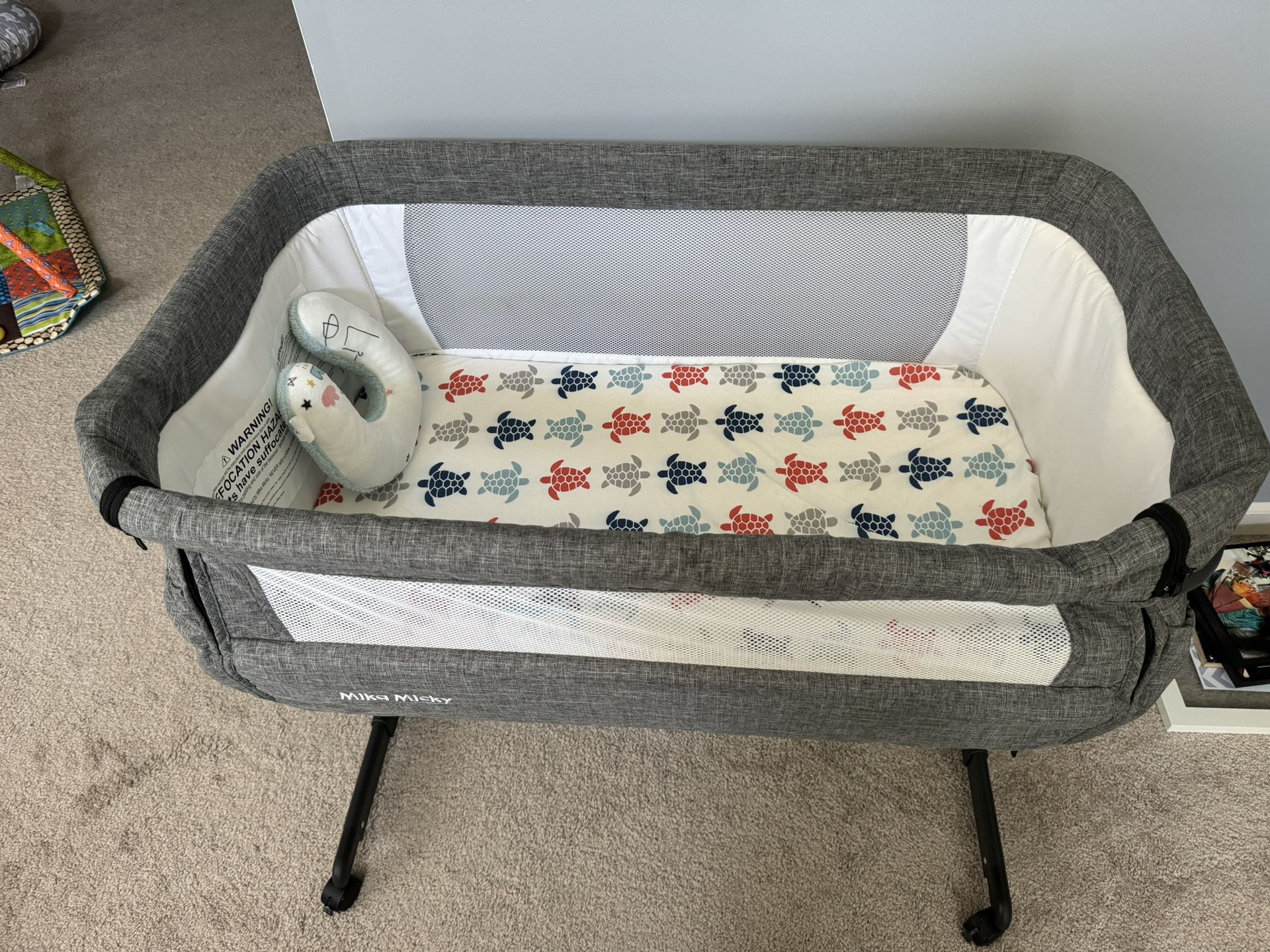 Great Condition Mika Micky Bassinet 