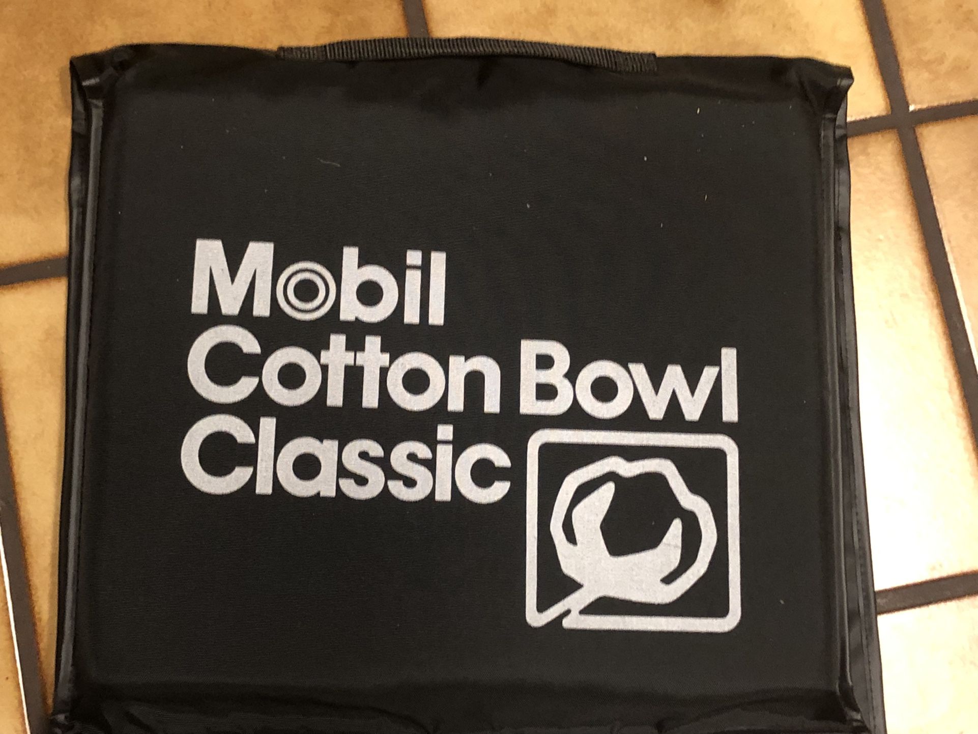 Retro  Mobil Cotton Bowl Classic Dallas Stadium Cushions 
