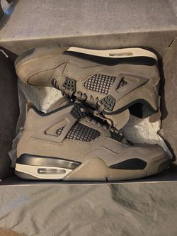 Nike Air Jordan 4 Retro Cave stone size 10.5