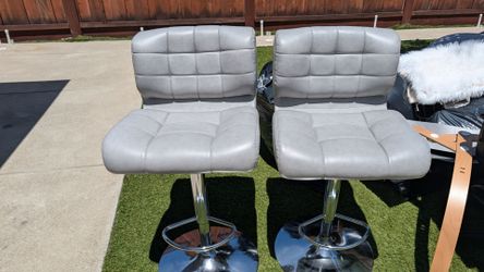 Swivel bar stools- 2