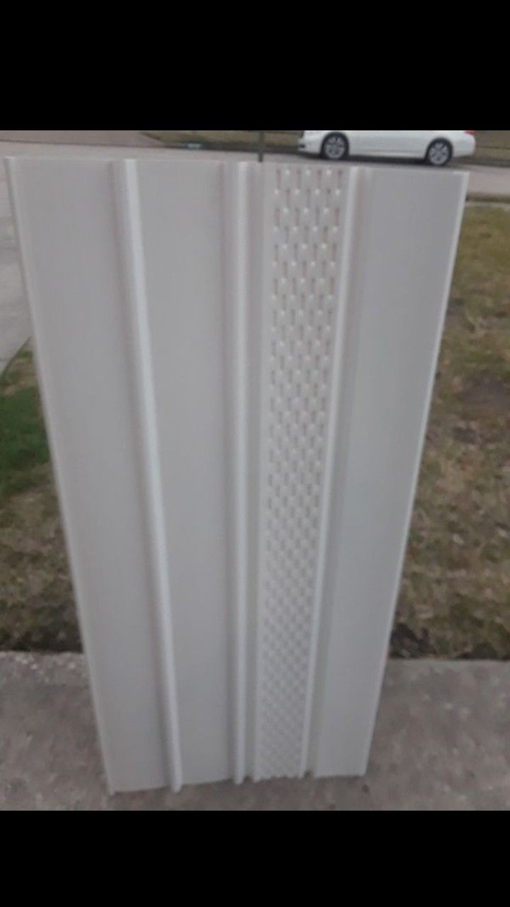 Mobile home skirting