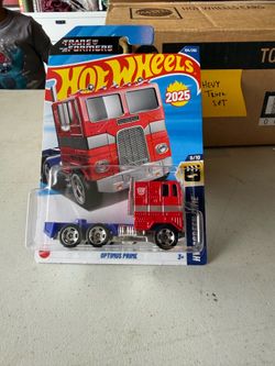 Hot wheel Optimus prime