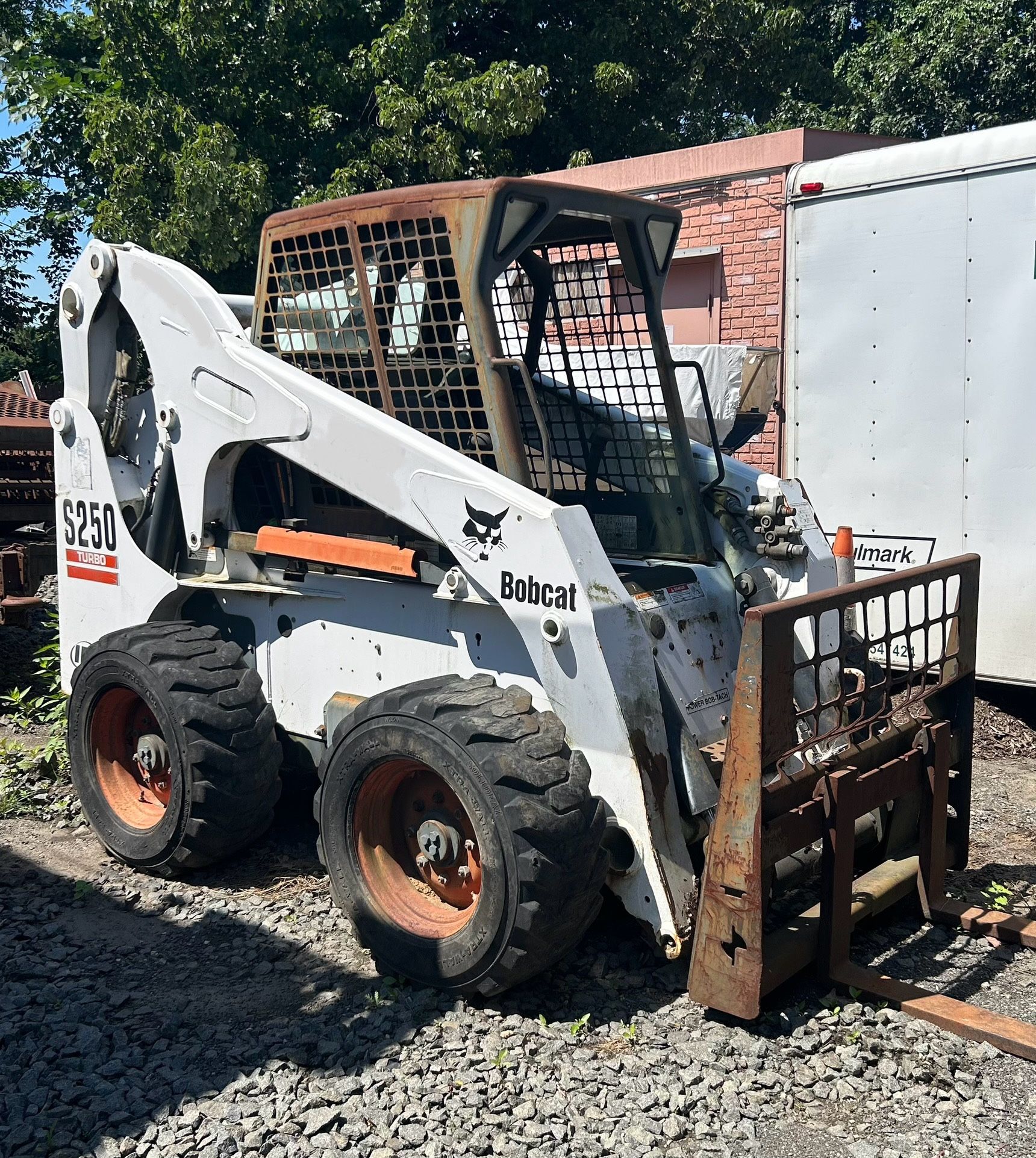 Bobcat Turbo Skid Steer S250