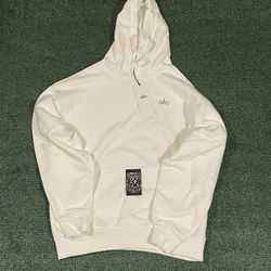 White alo Pull Over Size M