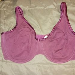 WOMENS LIKE NEW BRA UNDERWIRE SIZE 40DDD $10 OBO