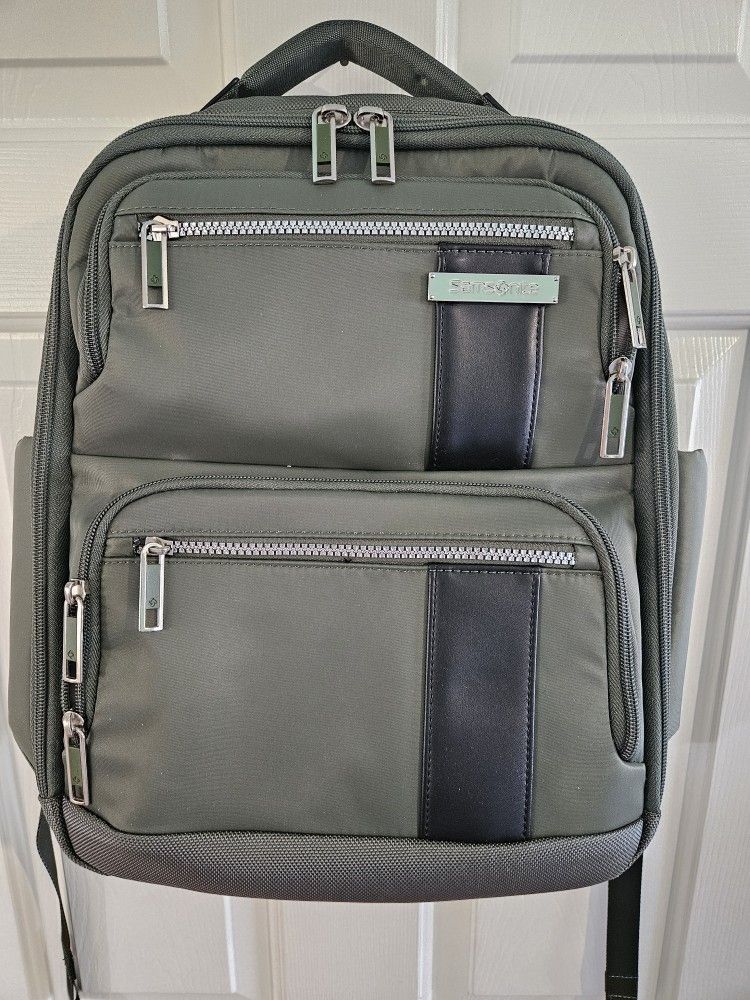 Samsonite NuRoad Ladies 14.1" Backpack