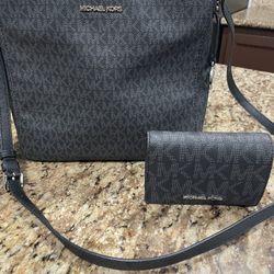 Mk Purse And Wallet