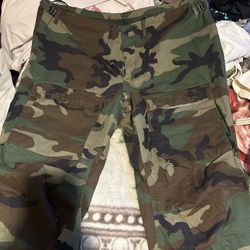 Camo Army Pants Size L