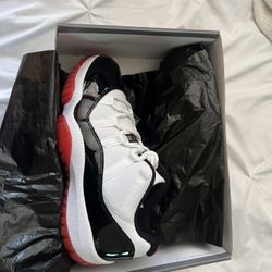 JORDAN RETRO 11 LOW