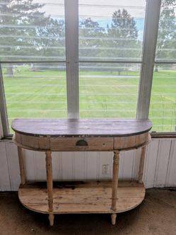 Beautiful country chic sofa table
