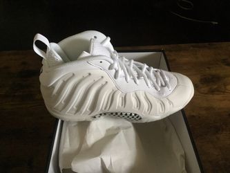 New Kid’s Nike Little Posite One size 7Y/8.5W