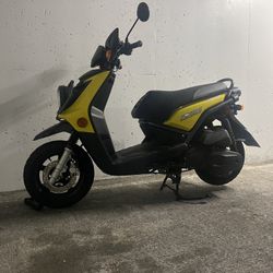 Yamaha Zuma 125 Only 500 Miles On It Like New 