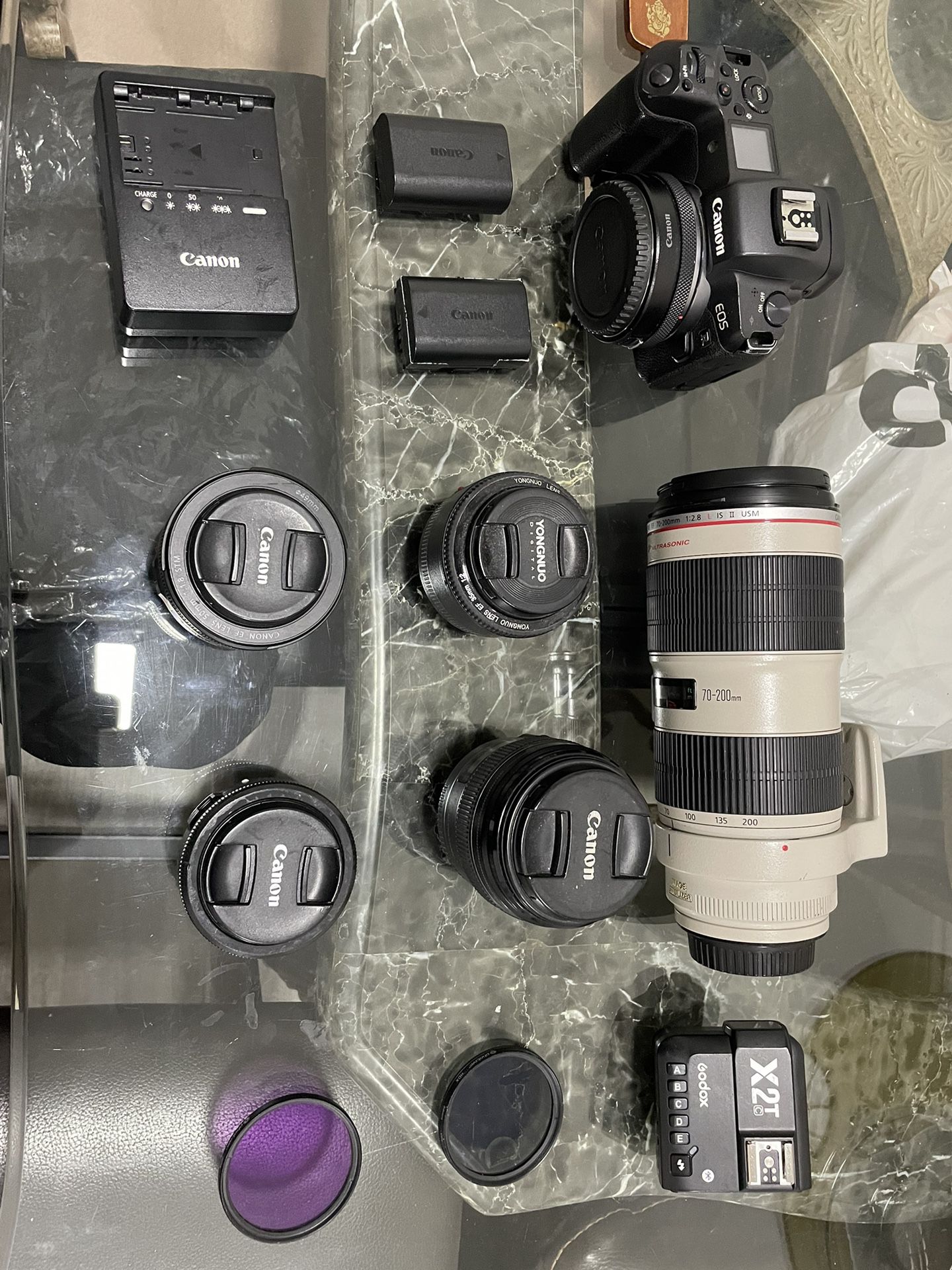 Eos R / Lens Set 24mm, 50mm, 85mm, 70-200mm Canon 35mm Youngnuo