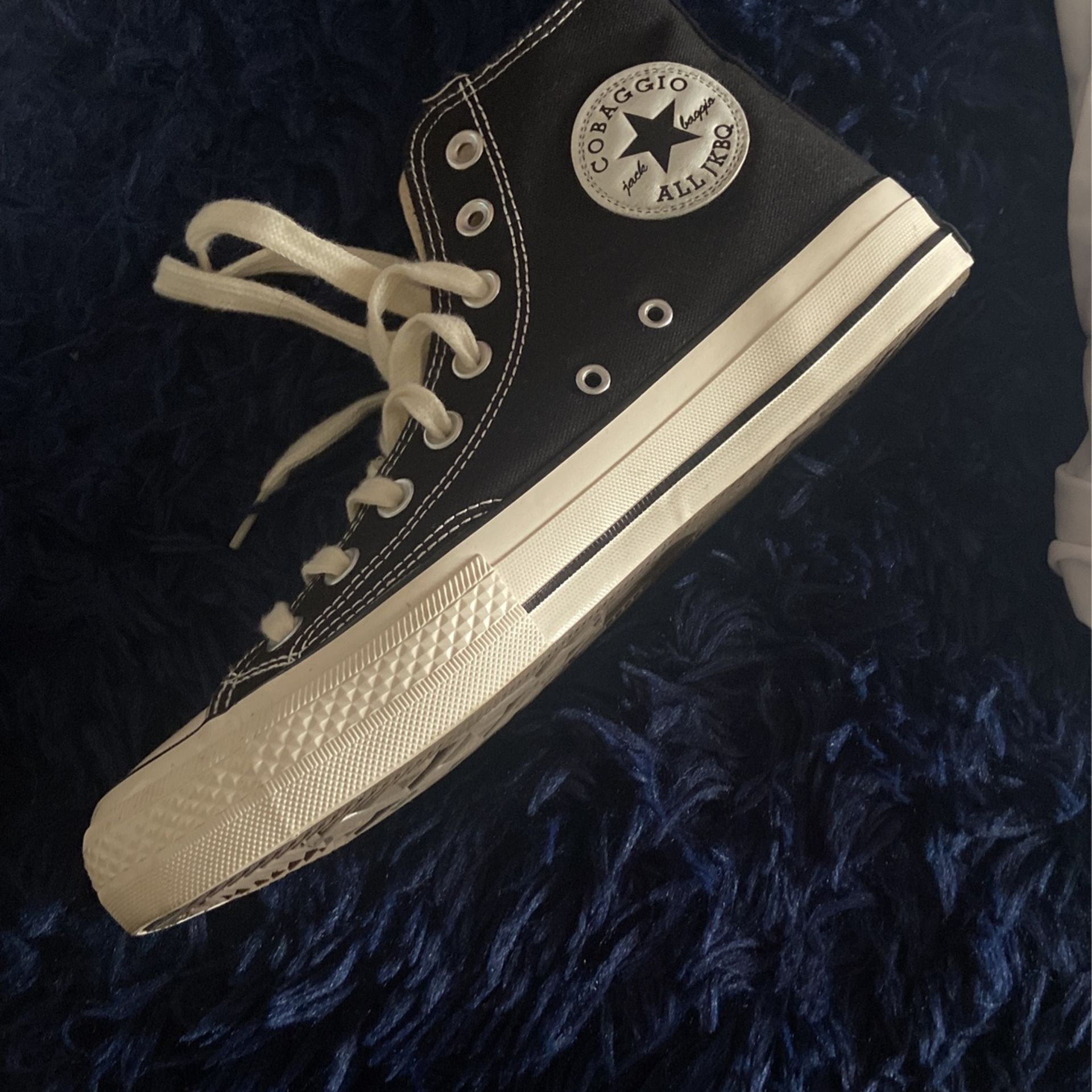 Converse Like Shoes