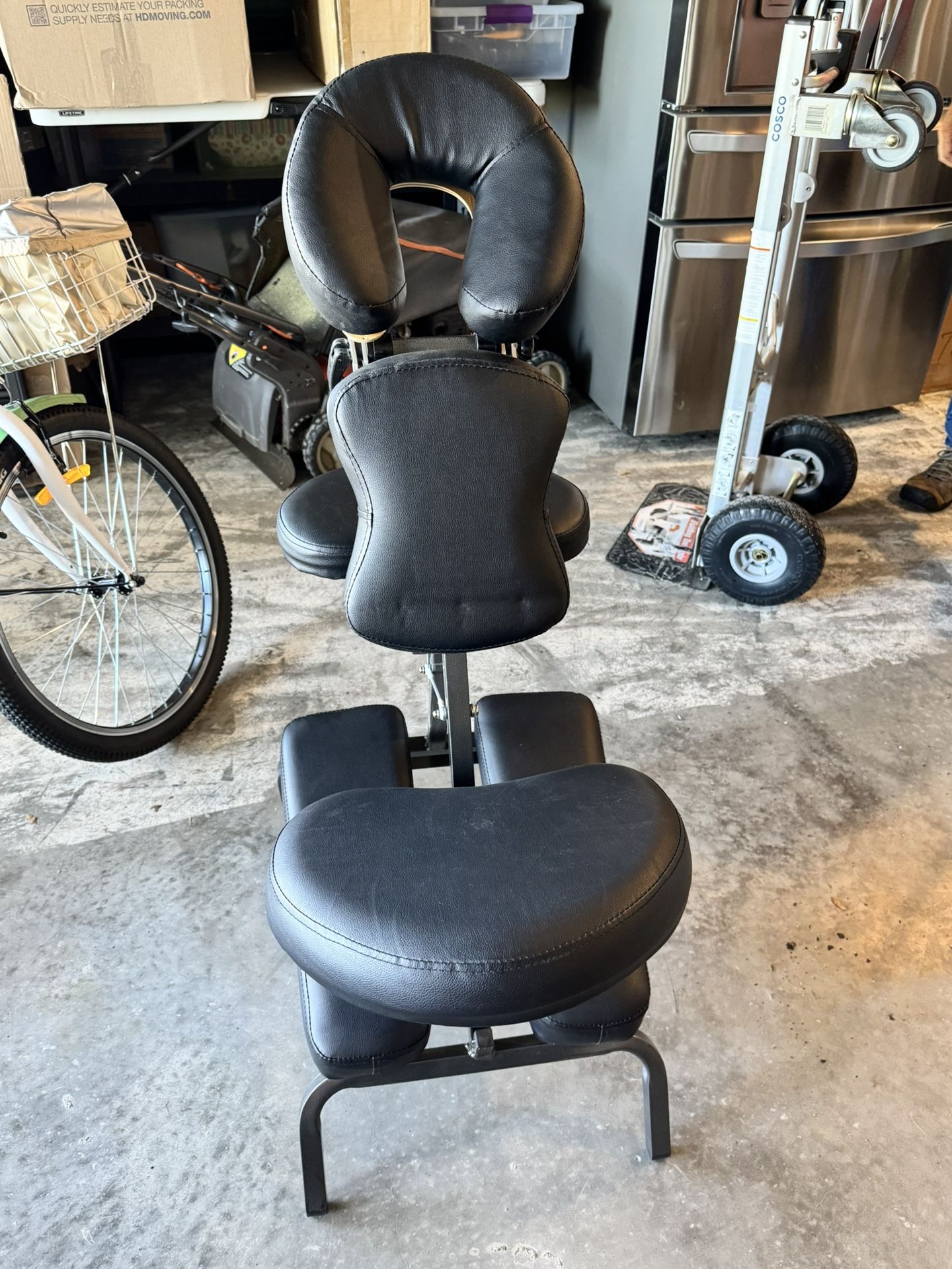 💆♂️ Portable Massage Chair – Adjustable & Comfortable – Great Condition!