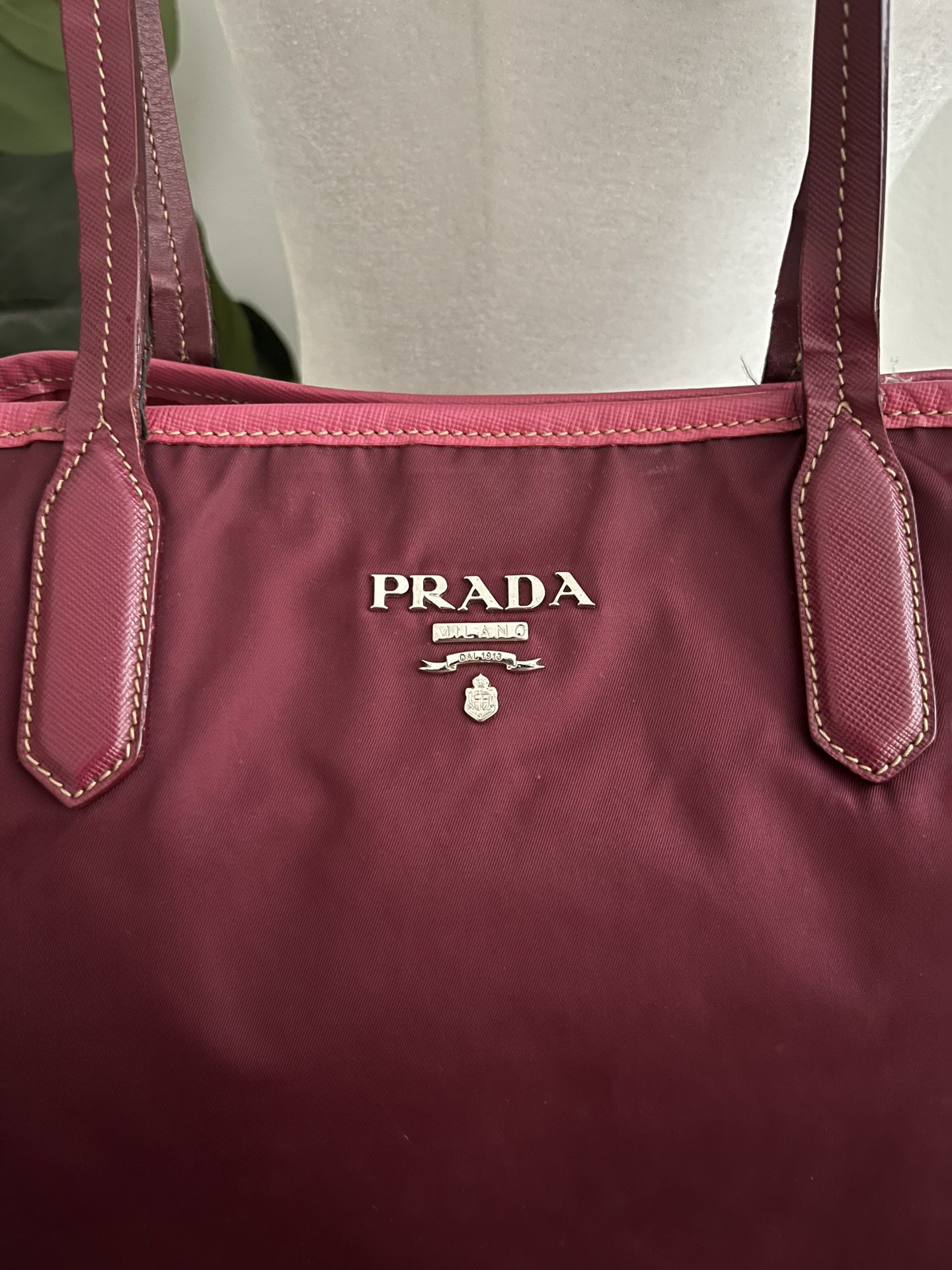 Vintage Prada BN1834 Tessuto Sacca Sottospalla Handbag Black Nylon for Sale  in Kings Park, NY - OfferUp