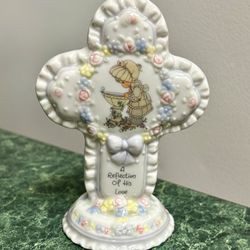 Enesco Precious Moments Collection Porcelain Cross Reflection of His Love Floral Flowers Vintage