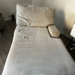 Chaise Lounge