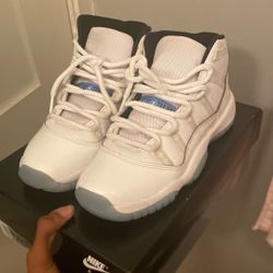 Size 7y , Air Jordan 11 Retro (GS) , Yes They Have Been Used 