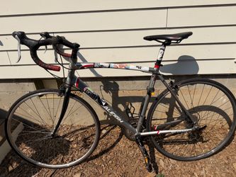 Raleigh Revenio road bike