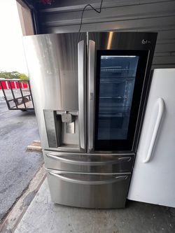 LG 4 DOORS FRIDGE
