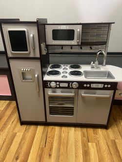 Kids Kitchen