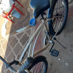 Large Bike HuFFY 26inch Peash Cruiser Very Good Tires And Tubes Work Perfect Evrything Is Good 