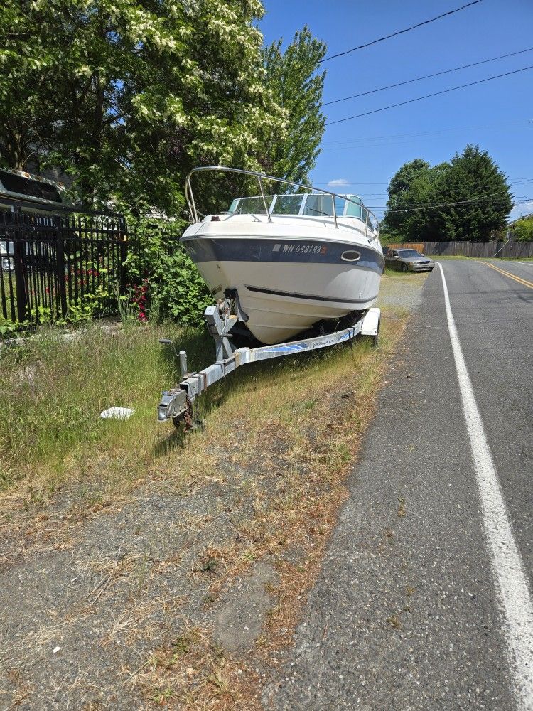 1996 SEASWIRL 220 SABLE