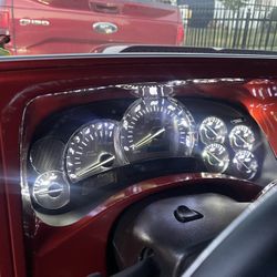 03-06 Chevy Cluster