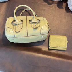 Small Light Green Handbag And Relic Wallet 