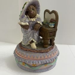 Heritage House Playful Teddy Bears Collection "Grandma's Attic"