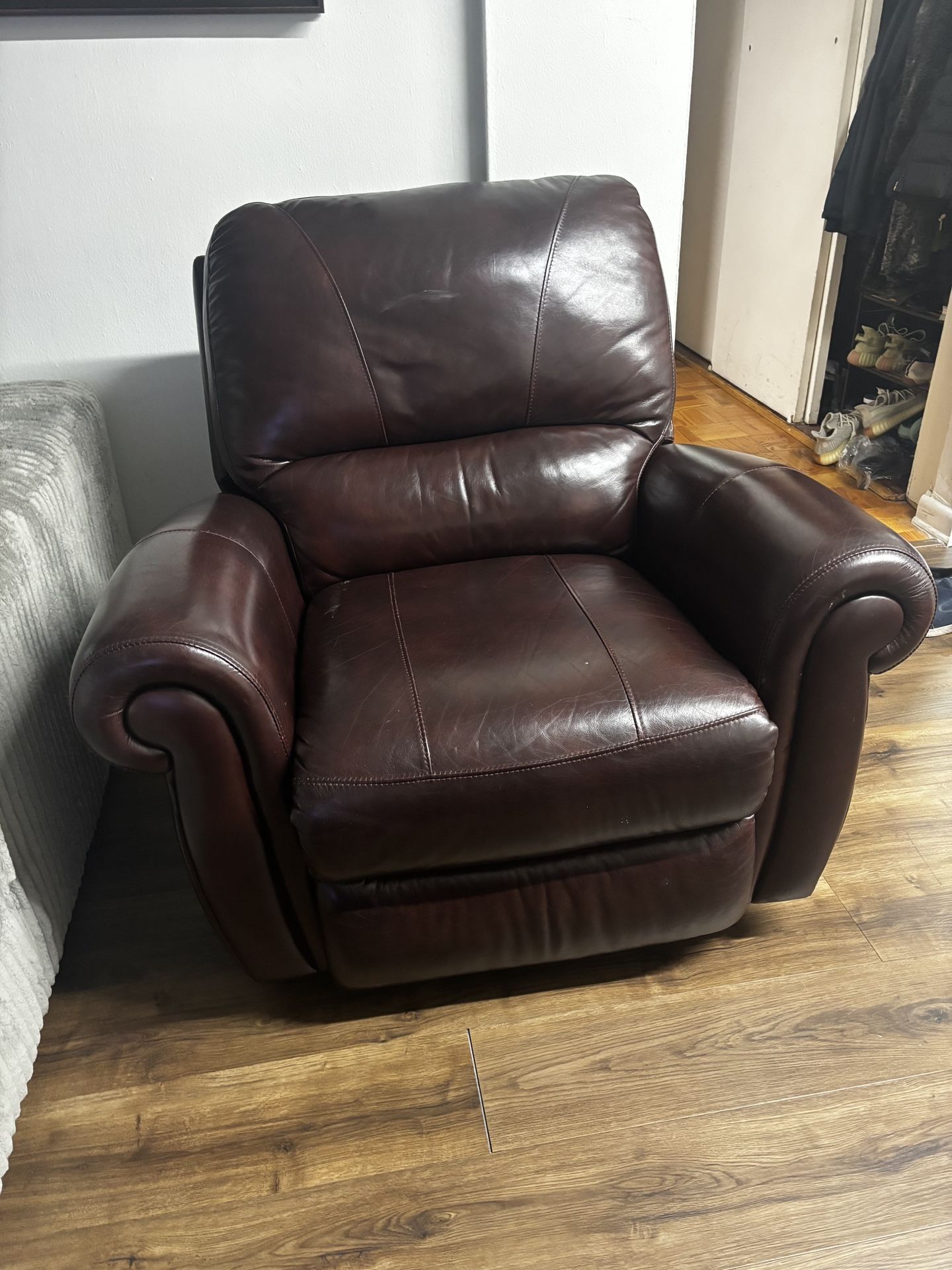 Recliner Luxury Leather Couch