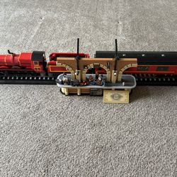 LEGO Harry Potter Hogwarts Express  Collectors Edition Fully Built