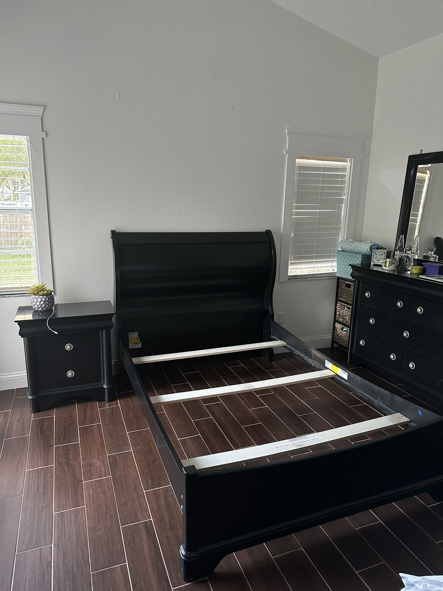 Full Size Bedroom Set for Sale in Orlando, FL OfferUp