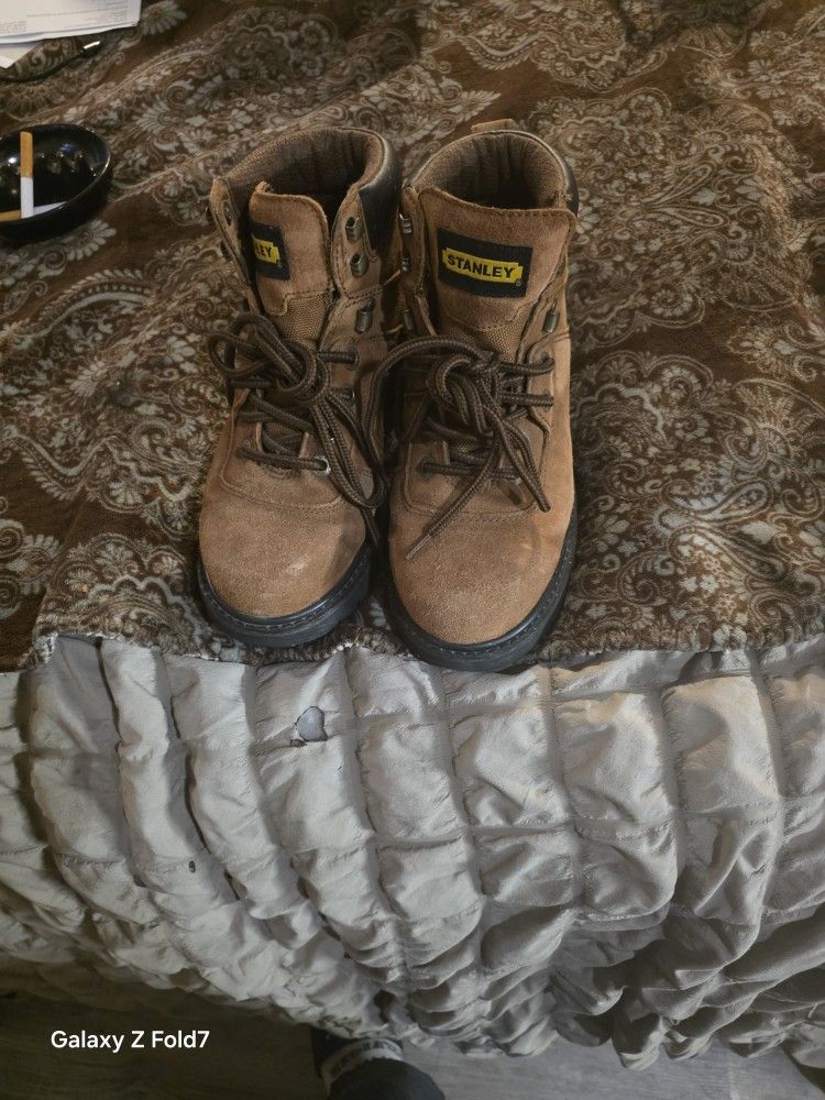 Stanley Boots