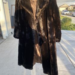 Vendo Suéter Marca  Erica AFA 80 .00 Dlls  O Mejor Oferta