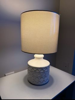 FLASH SALE : 2 Bedside Lamps