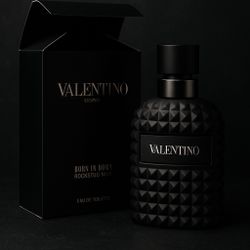 Valentino Uomo Born in Roma Rockstud Noir
