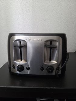 Excellent Black and Decker Bread toaster -  $5 OBO