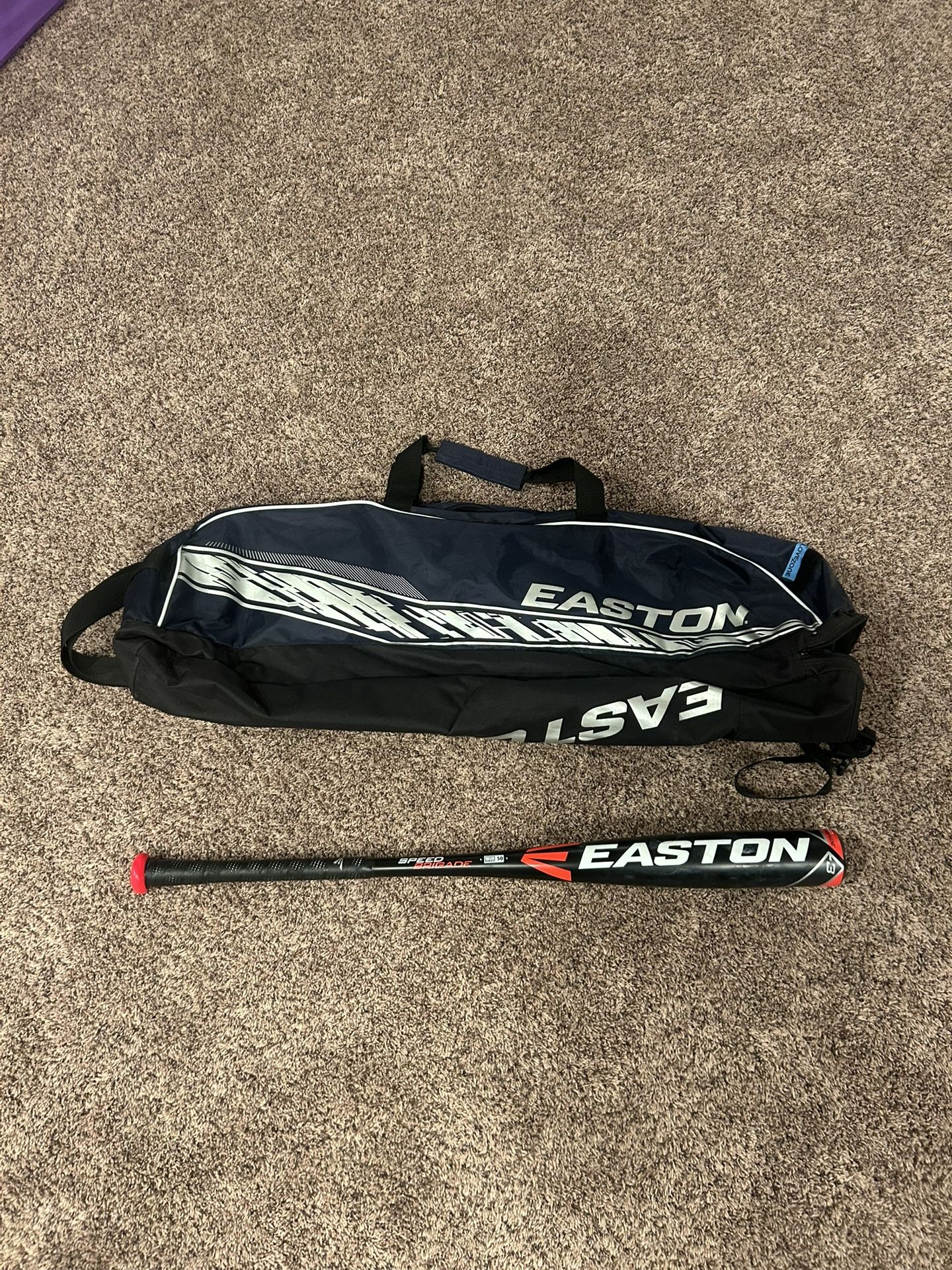 33inch drop 3 Easton bat with Easton bag 