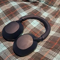Sony WH-1000XM5 Wireless Noise Cancelling Headphones