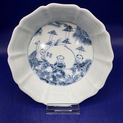 Chinese Porcelain Brush Washer Scalloped Edge Signed 
